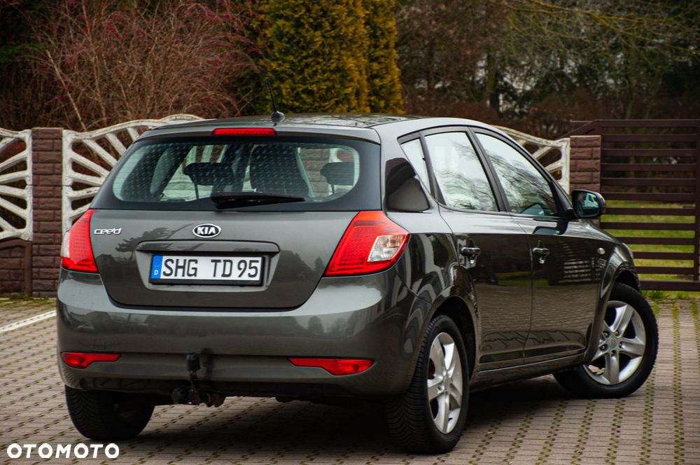 Kia Ceed 1.6 CVVT LX - 13