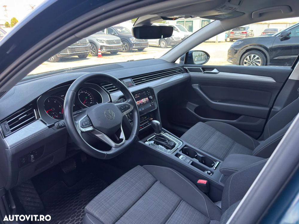 Volkswagen Passat 2.0 TDI DSG Comfortline - 9