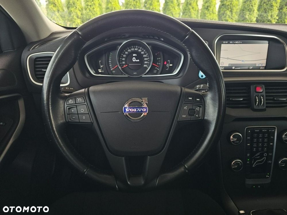 Volvo V40 - 14