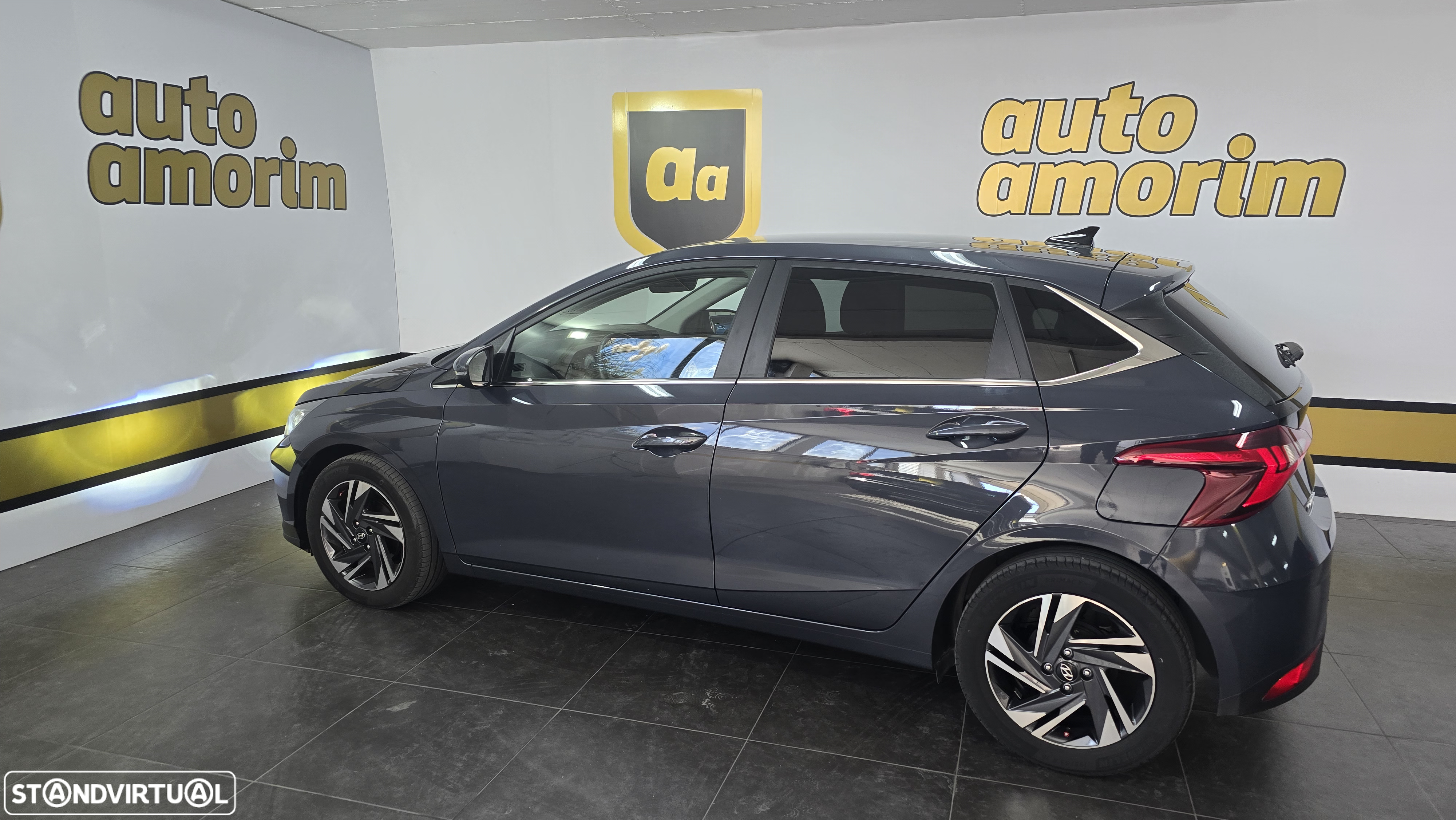 Hyundai i20 1.2 Comfort - 11