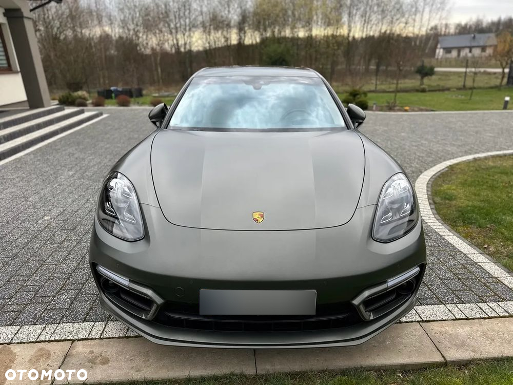 Porsche Panamera 4 E-Hybrid Platinum Edition - 28