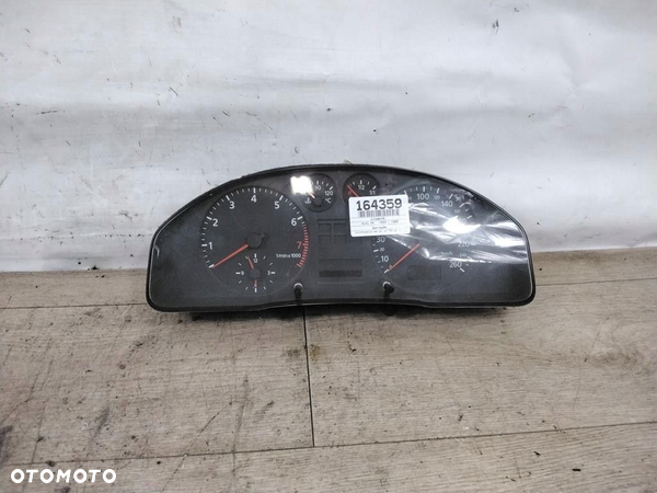 AUDI A4 B5 LICZNIK 8D0919861H