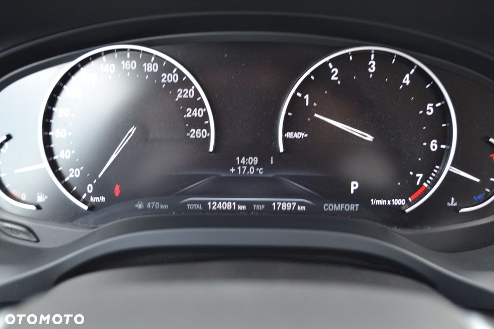 BMW X3 xDrive20i GPF Advantage - 18
