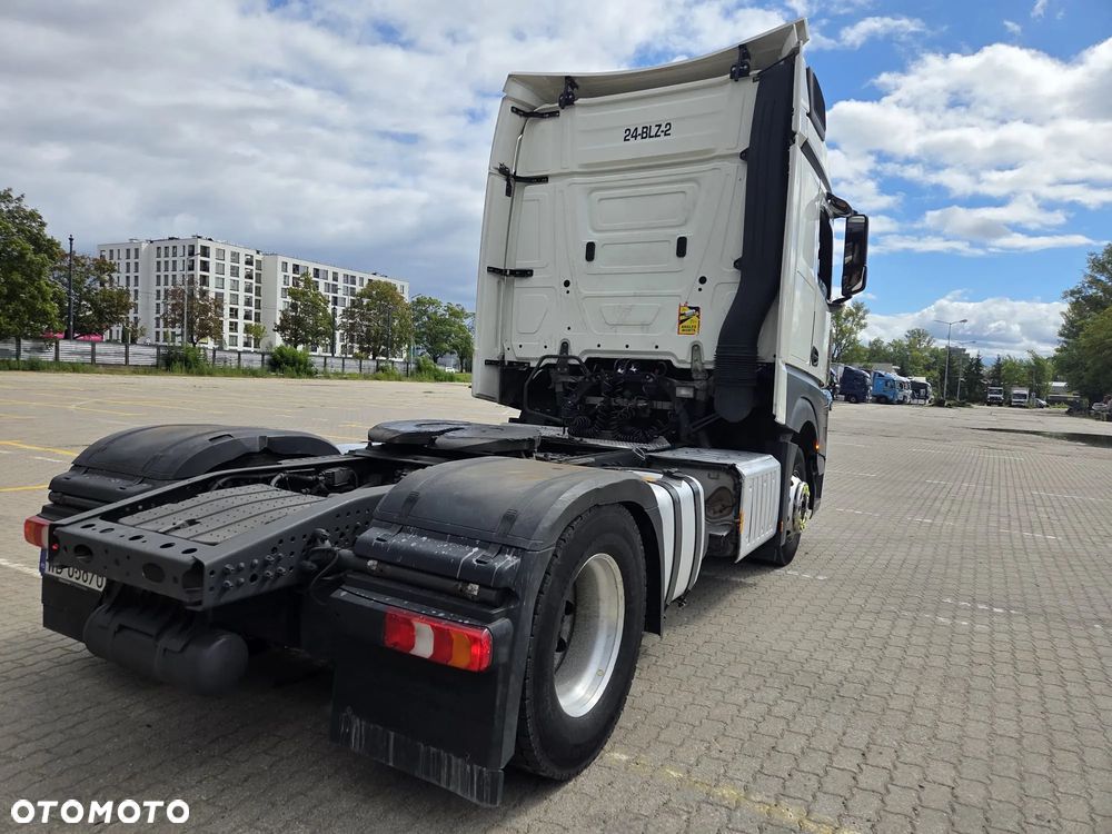 Mercedes-Benz ACTROS - 4