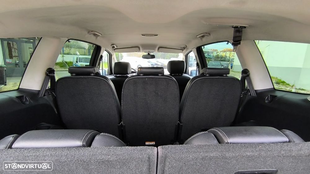 Ford S-Max 1.8 TDCi Titanium 7L - 7