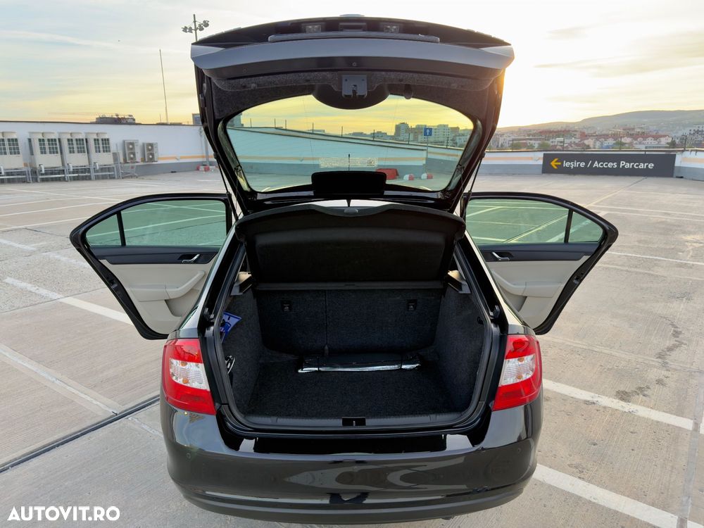 Skoda RAPID 1.2 TSI Elegance - 14