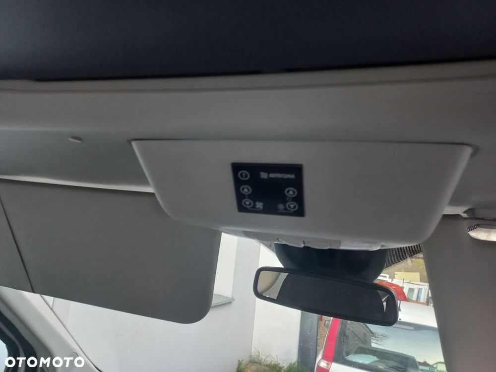 Ford Transit - 18