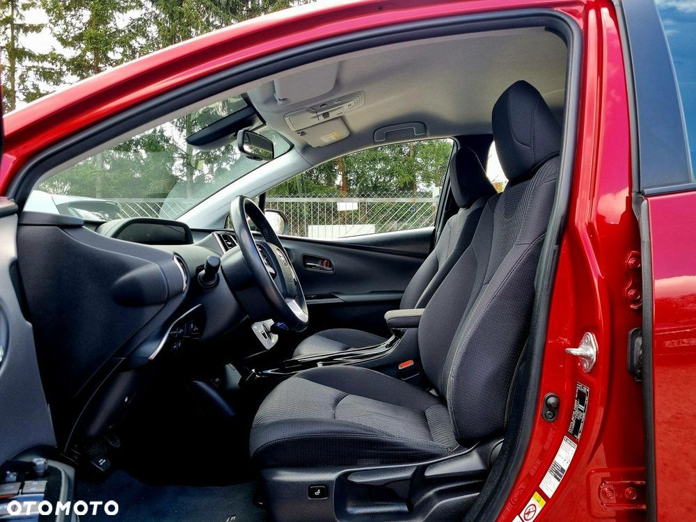 Toyota Prius 1.8 Hybrid Premium - 9