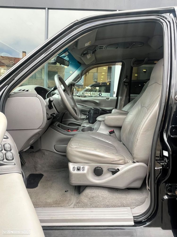 Ford Expedition - 12
