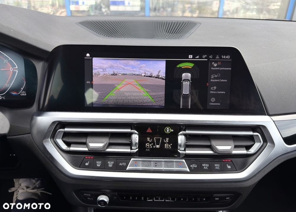 BMW Seria 3 320d xDrive Sport Line Shadow - 36