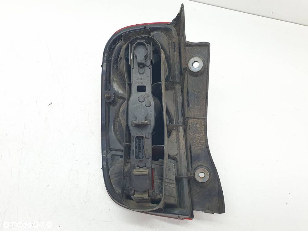 LAMPA TYŁ PRAWA NISSAN MICRA K12 2004 EUROPA - 4