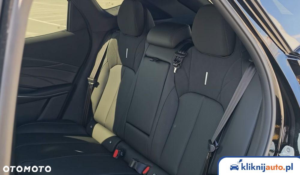 Omoda 7 1.5 T-GDi Super Hybrid Luxury - 11