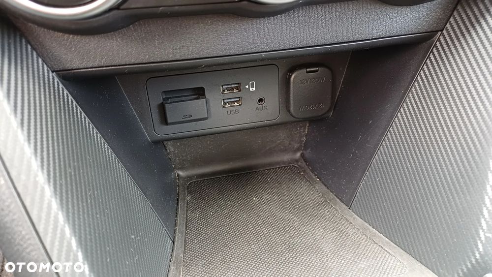 Mazda 2 SKYACTIV-G 90 Nakama - 19