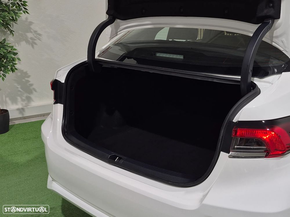 Toyota Corolla - 9