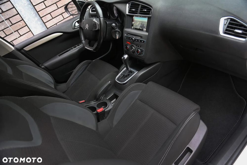 Citroën C4 BlueHDi 120 Stop&Start EAT6 Selection - 35