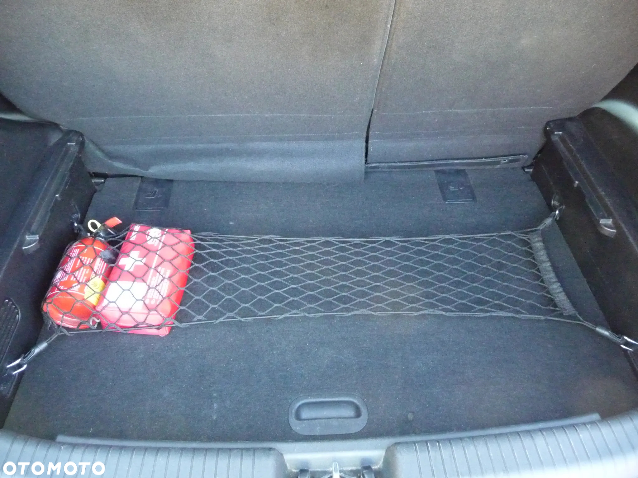 Kia Venga - 12