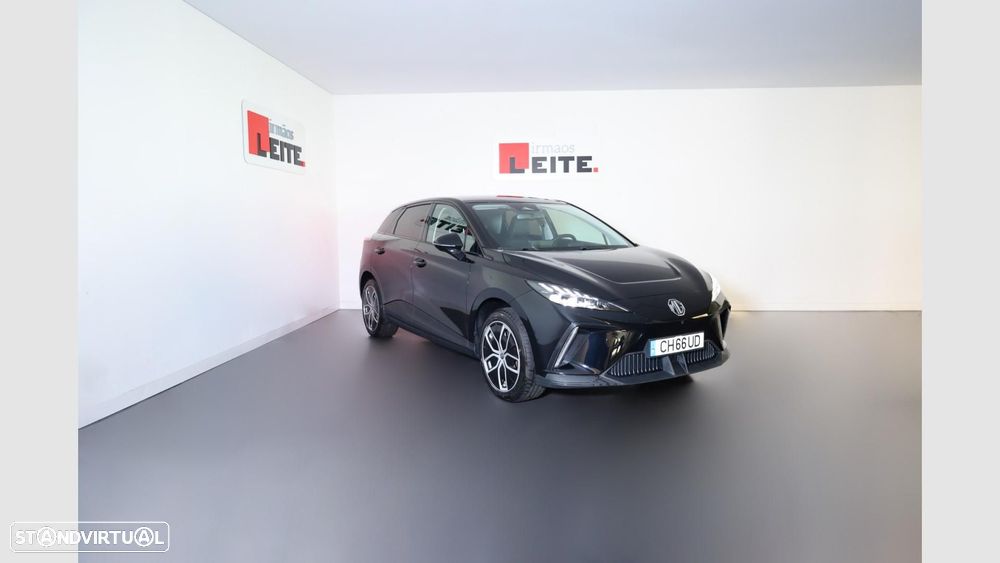 MG MG4 77 kWh Luxury Long Range