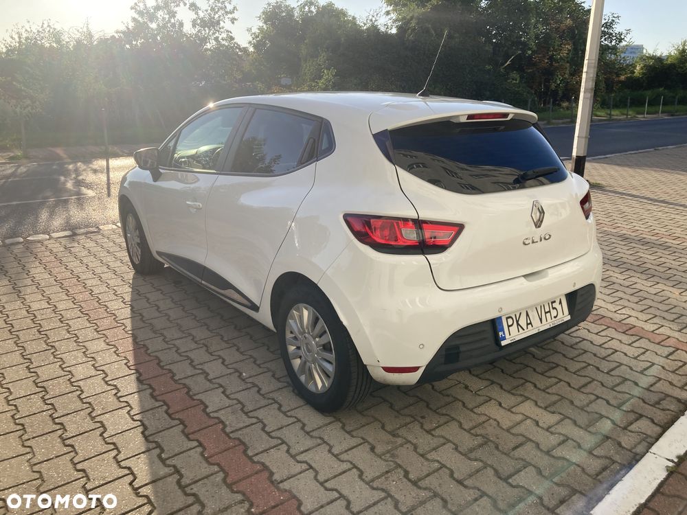 Renault Clio 2017 photo 2