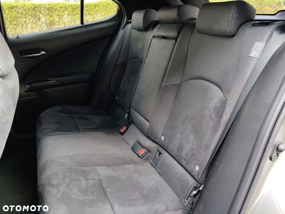 Lexus UX 250h GPF Business 2WD - 14