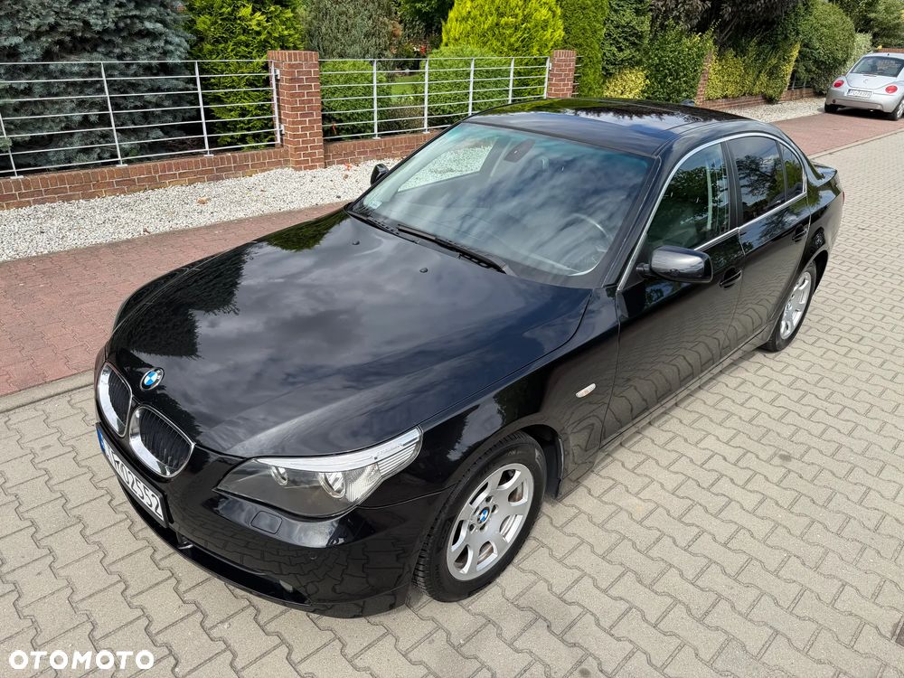 BMW Seria 5 523i - 10
