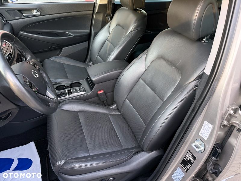 Hyundai Tucson blue 1.7 CRDi 2WD DCT Advantage - 11