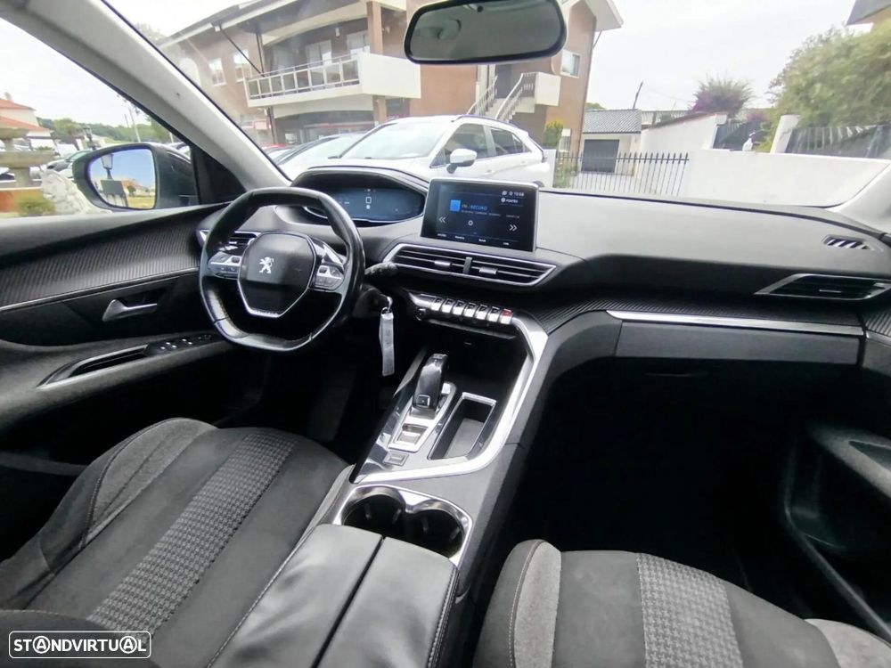 Peugeot 5008 BlueHDI 120 EAT6 Stop & Start Allure - 20