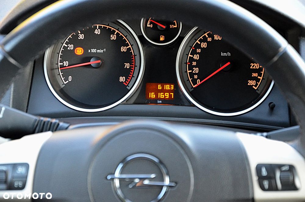 Opel Astra 1.6 Active - 19