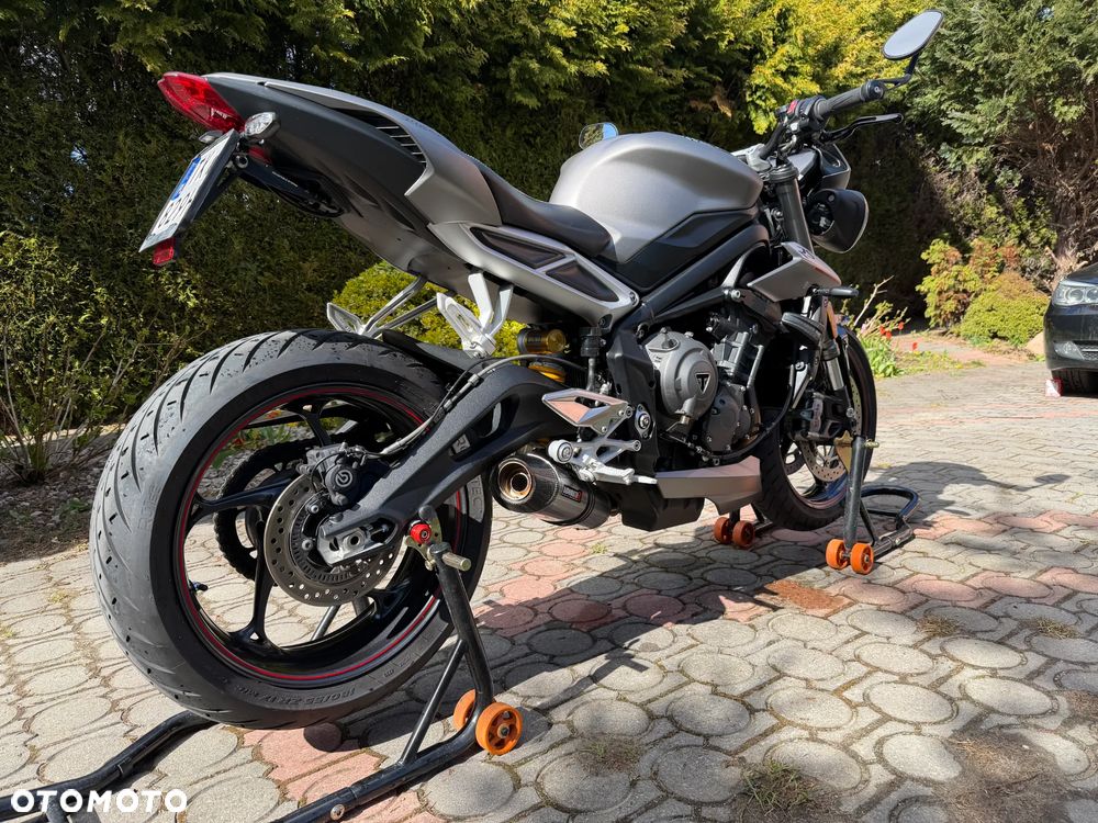 Triumph Street Triple - 3