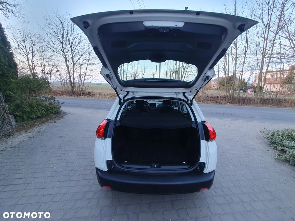 Peugeot 2008 1.6 e-HDi Active S&S - 8