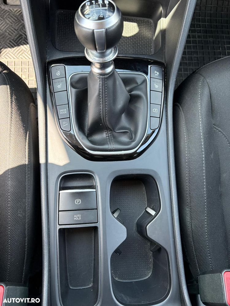 Hyundai Tucson 1.6 l 150 CP 2WD 6MT Style+ - 8