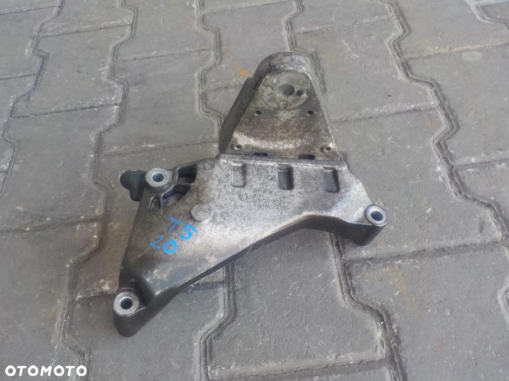 VW T5 2.0 TDI ŁAPA UCHWYT SILNIKA 7E0199207 - 2