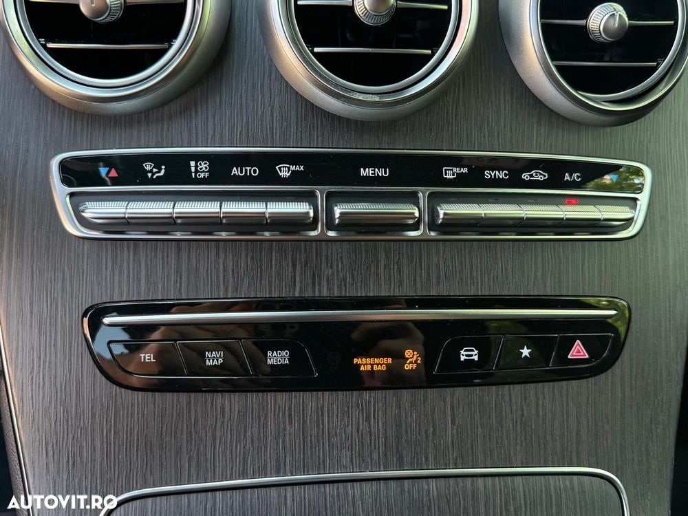 Mercedes-Benz GLC - 21