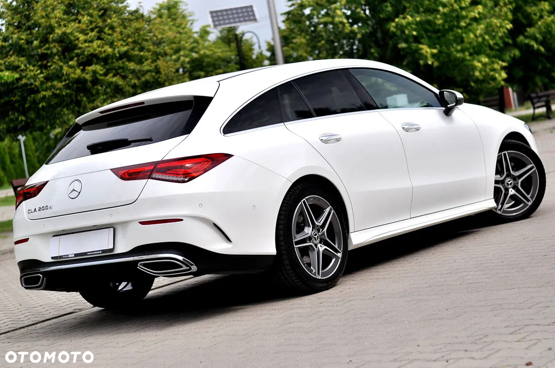 Mercedes-Benz CLA 200 d Shooting Brake 8G-DCT AMG Line - 8