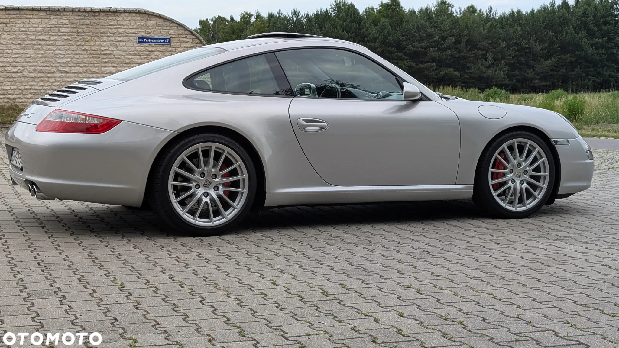 Porsche 911 Carrera S - 8
