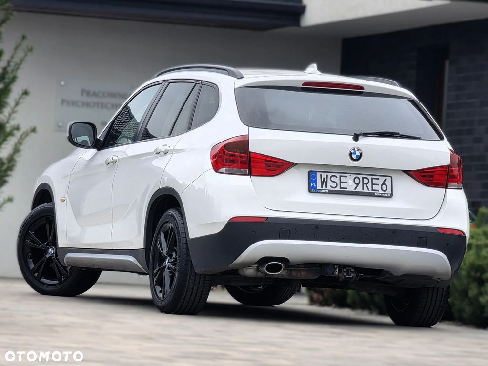 BMW X1 sDrive18i Sport Line - 4