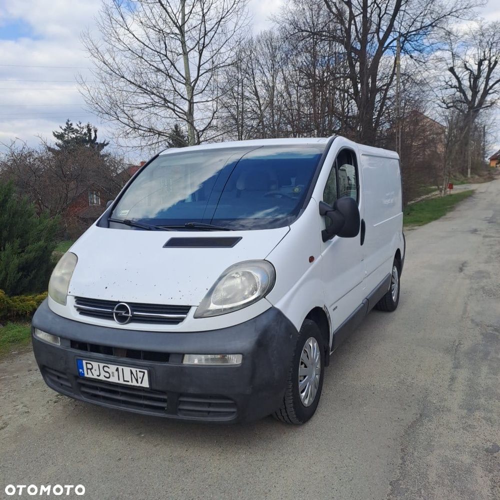 Opel Vivaro - 1