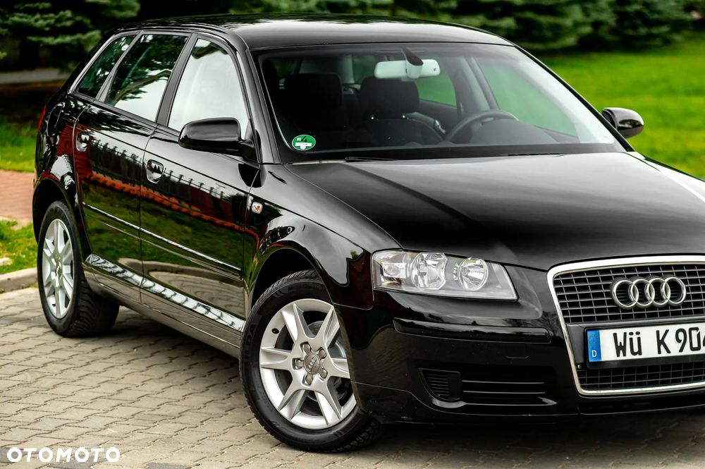 Audi A3 Sportback 1.6 Ambiente - 2