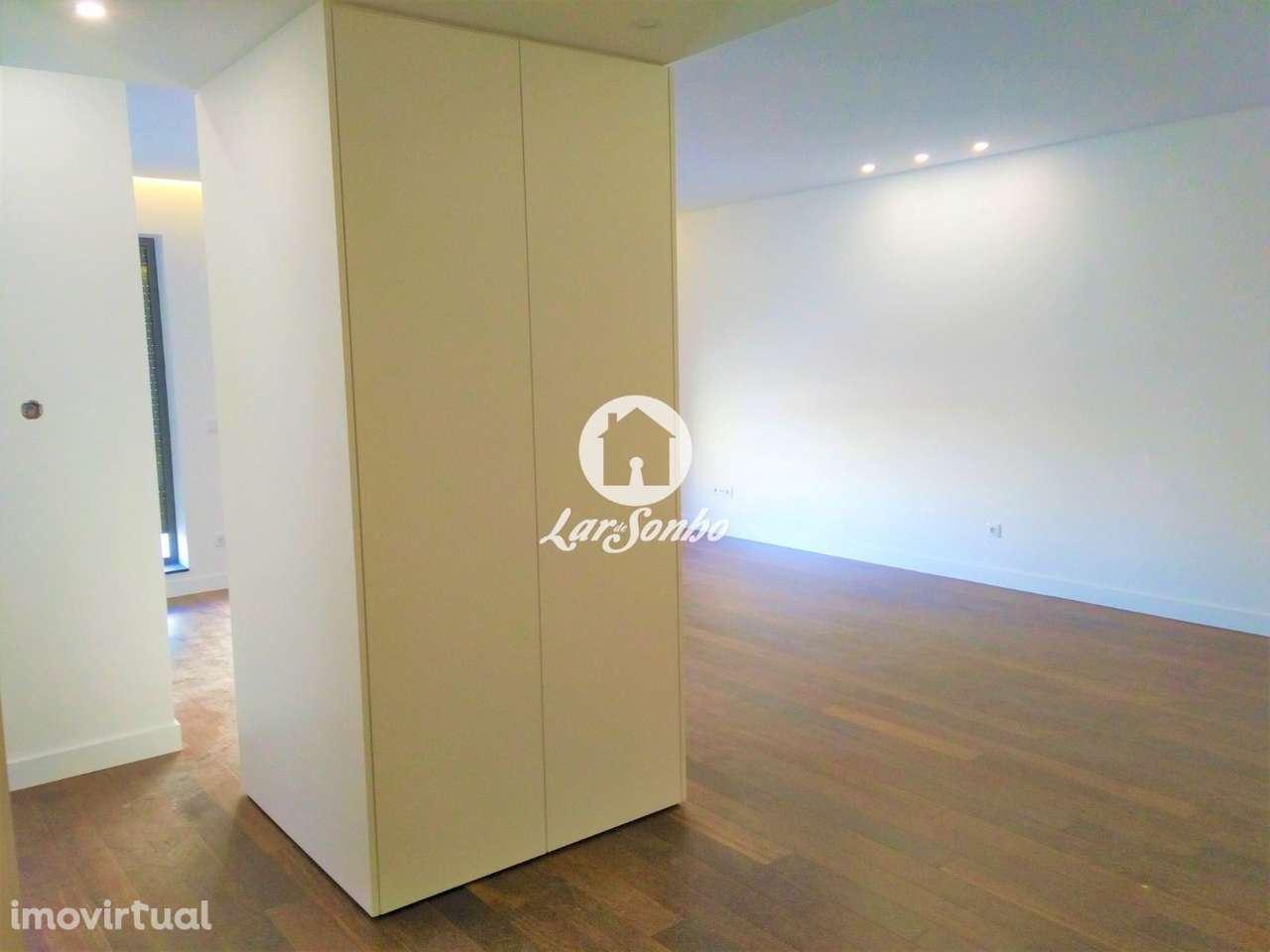 Apartamento T4 recuperado na zona da Boavista - Porto - Grande imagem: 3/31