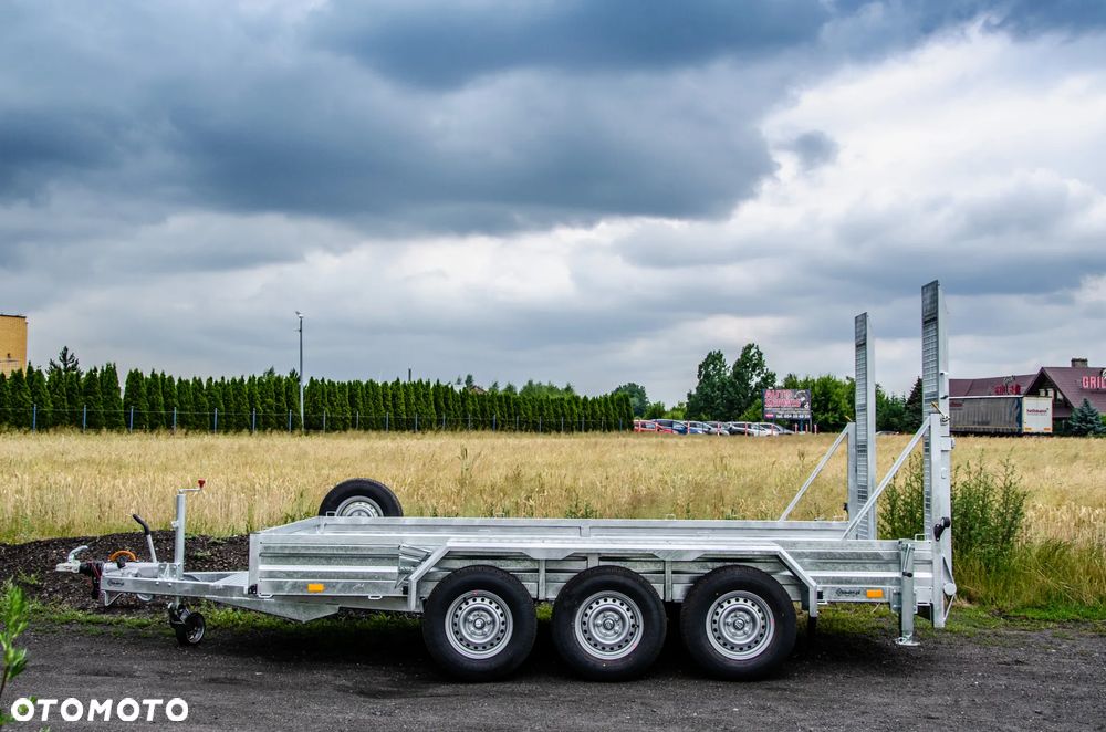 Nowim Przyczepa - 3