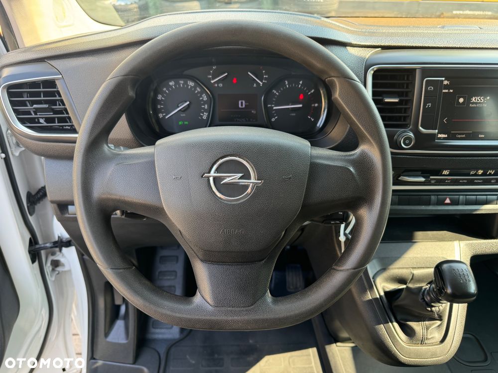 Opel Vivaro - 18