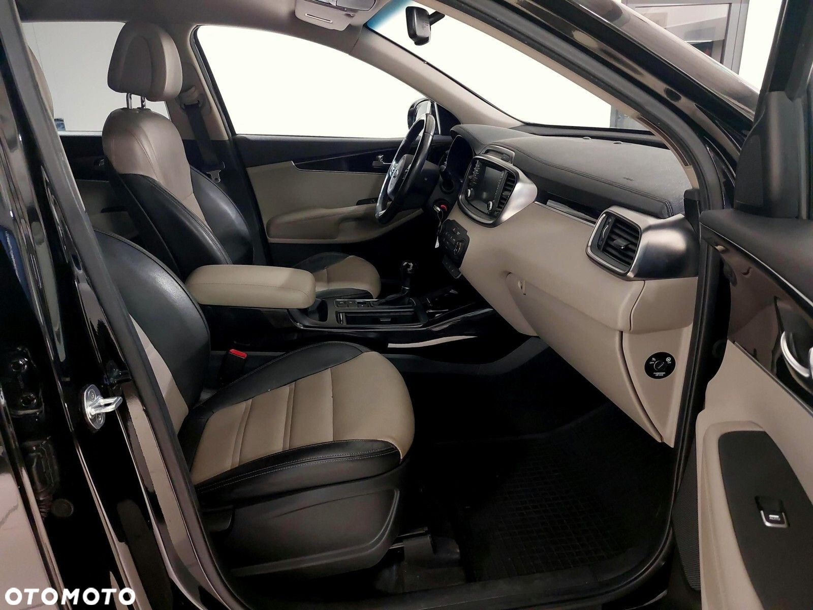 Kia Sorento 2.0 CRDI L - 19