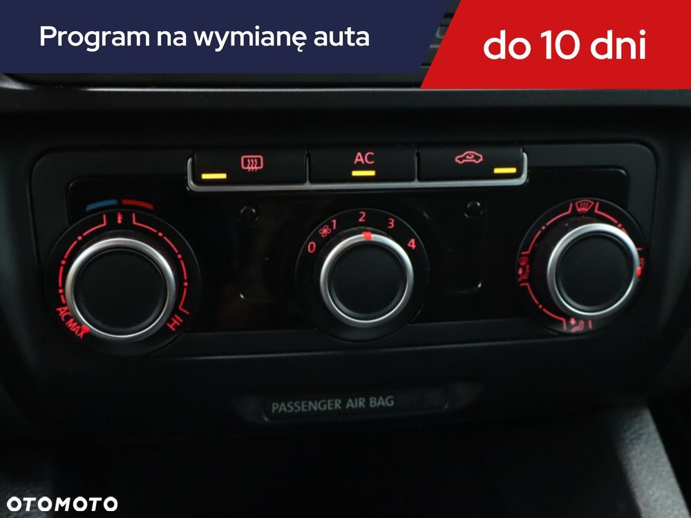 Volkswagen Jetta - 18