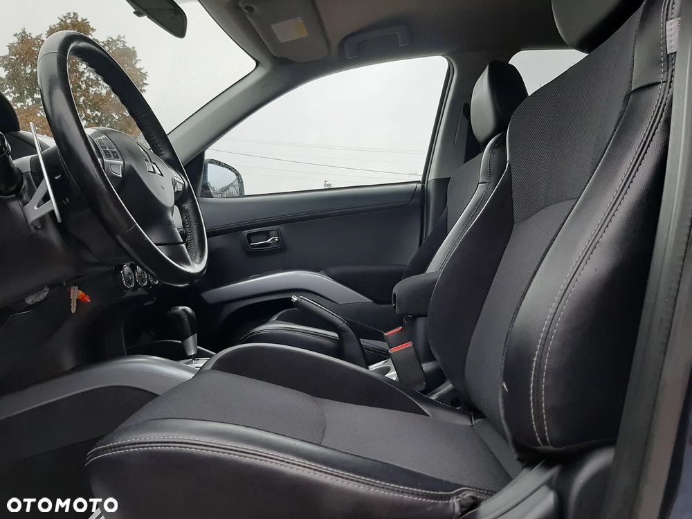 Mitsubishi Outlander 2.0 Intense 2WD CVT - 15