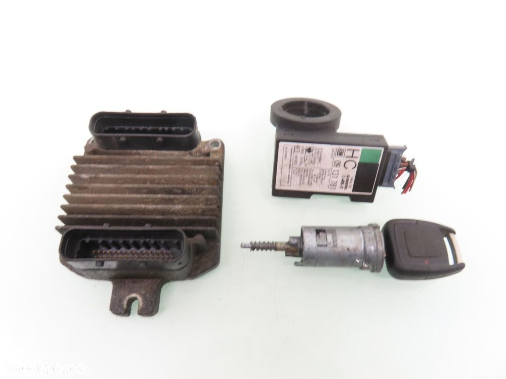 STACYJKA STEROWNIK OPEL ASTRA II G 1.6 09355929 - 1
