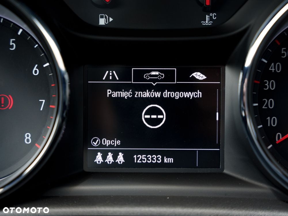 Opel Astra 1.6 Turbo Start/Stop Innovation - 32