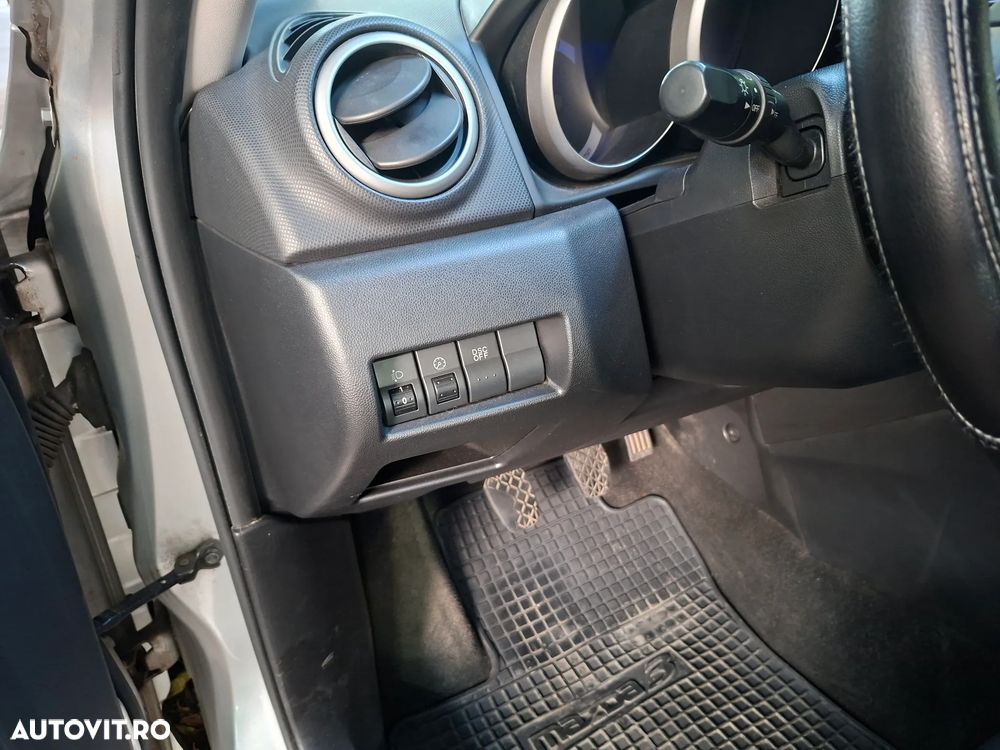Mazda 3 - 13