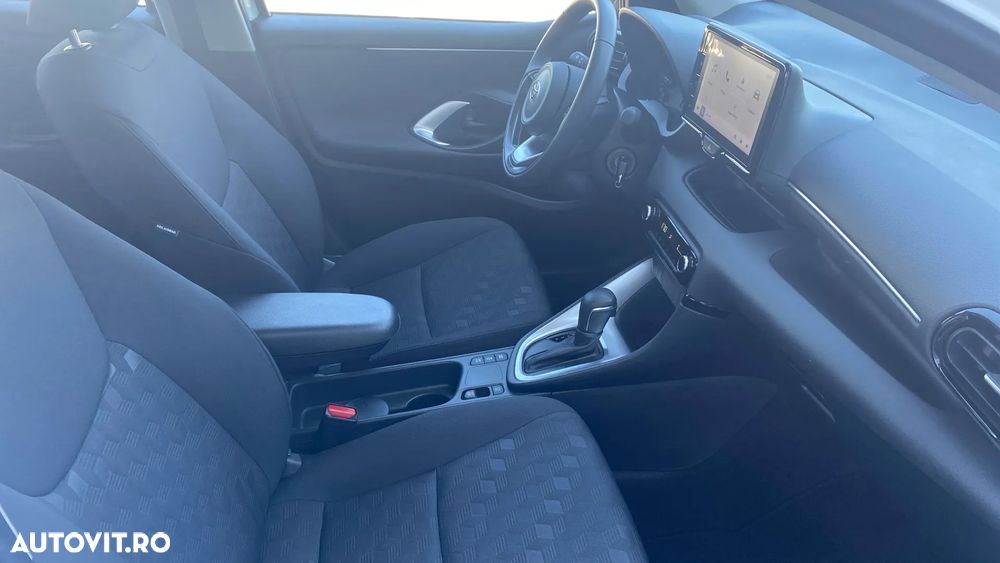 Toyota Yaris 1.5 VVT-i HSD Eco - 6