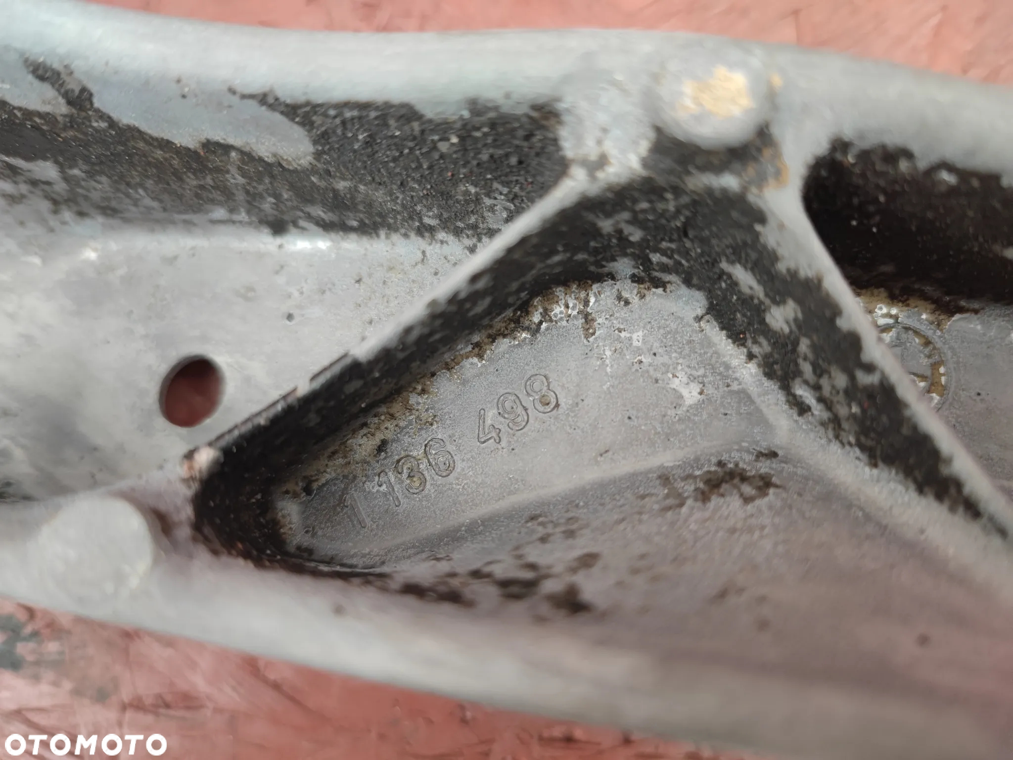 BMW E36 / Z3 ORYGINALNA ŁAPA SKRZYNI BIEGÓW MANUAL  R6 POD M50 ( M50B20 / M50B25 , M52B20 / M52B25 / M52B28 )  O NR.  1 136 498 OEM - 6