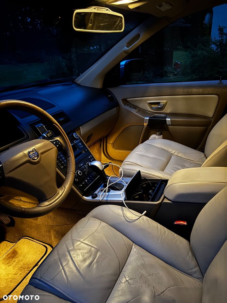 Volvo XC 90 - 2