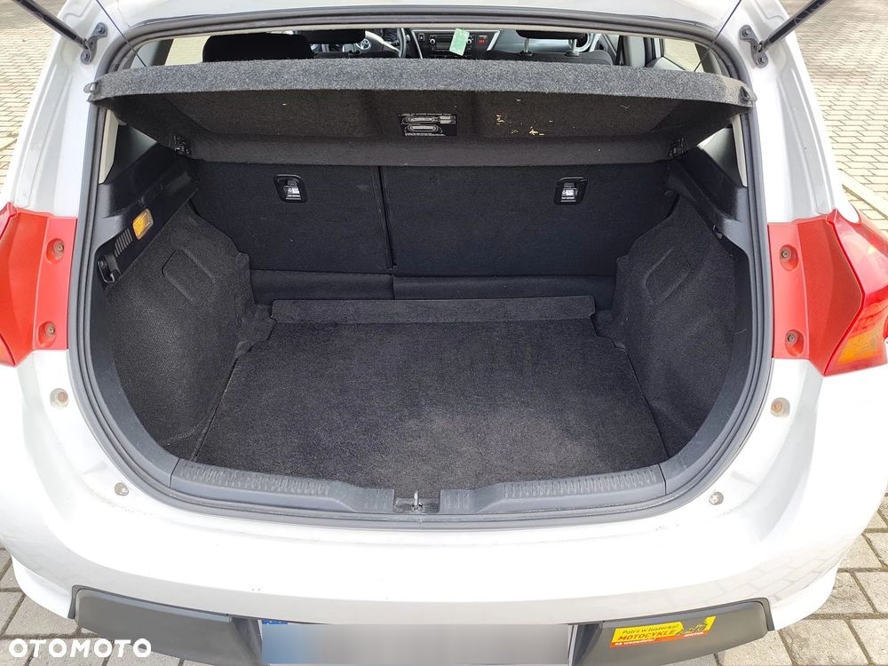 Toyota Auris 1.4 D-4D Active - 2